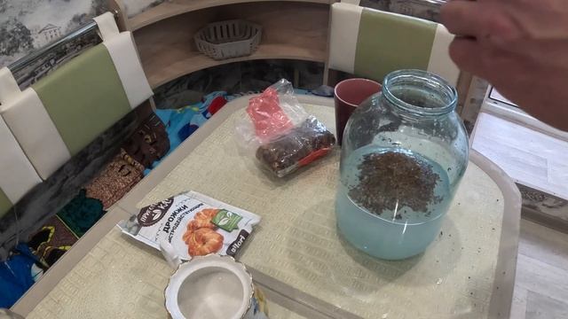 самый простой способ домашнего кваса как с желтой боч?