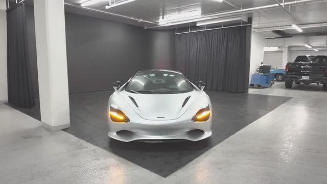 McLaren 750S Coupe