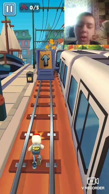 Обзор от вани Subway Surfers