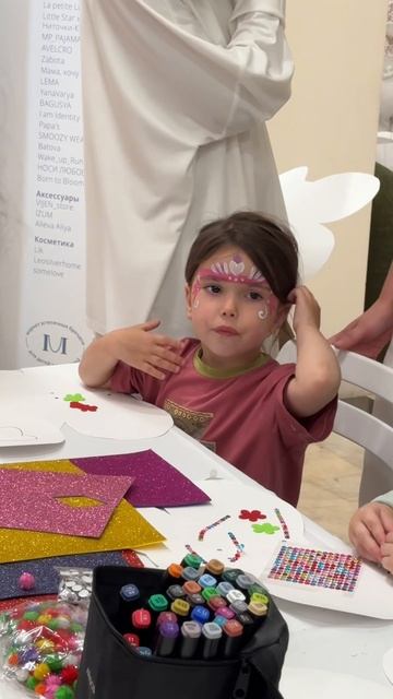 Делимся атмосферой маркета MOMPLAYART✨