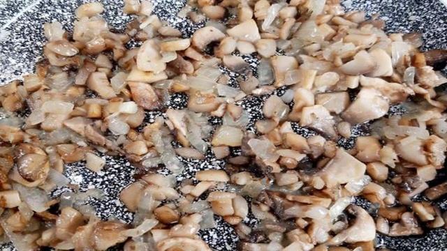 Равиоли с грибами и сыром