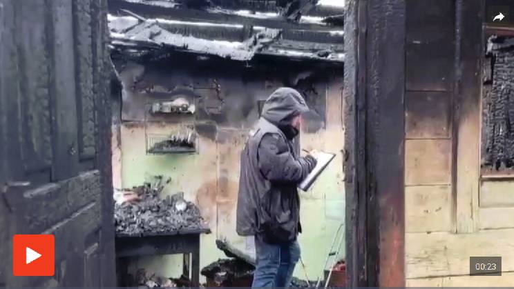 Подросток зарезал четырех сверстников и погиб при пожаре в Байкальске