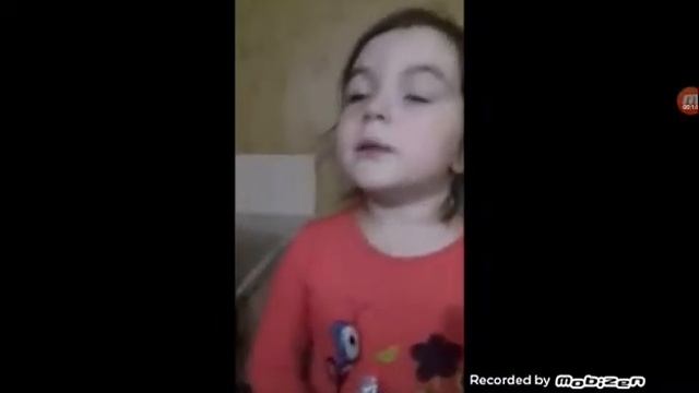 Это просто п***** Ребёнок говорит мат 😸😸😸😸😸😸😓😓