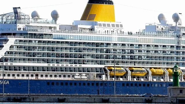 лайнер  SPIRIT  OF  DISCOVERY