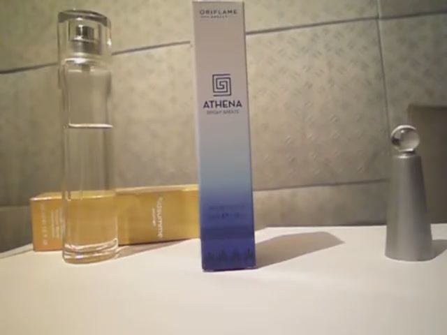 АРХИВ. Midsummer Woman Oriflame vs Athena Bright Breeze: Athena Bright Breeze