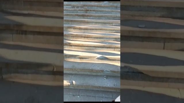Спуск на набережную пострадал от действий вандалов. 🤬