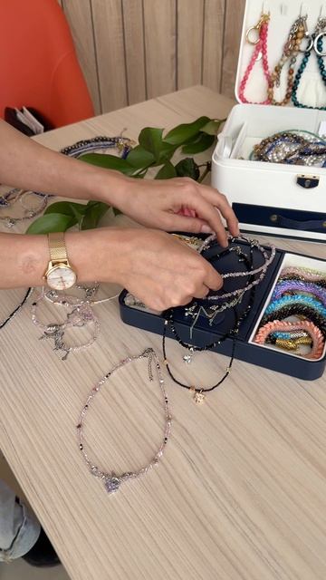 Украшения ручной работы