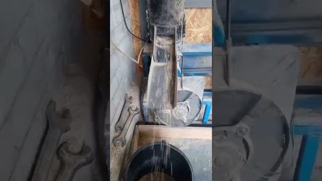 Комбикорм Для Животных В Бытовых Условиях Видео От Клиента В Работе Наша Рабочая Часть DR 150 inHome