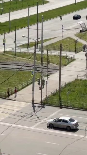 GTA: Magnitogorsk Edition — парень на электросамокате поймал пять звёзд и ловко удирал от патрульной