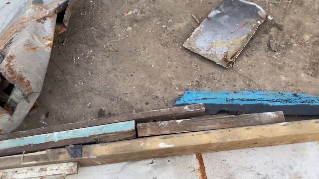 Свалка радует хорошими находками , сдача металлолома.