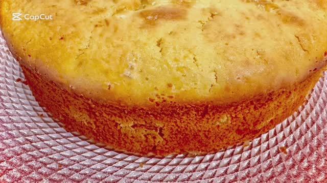Вкусный кисленький фруктовый пирог!У меня с манго, можно заменить яблоками!
