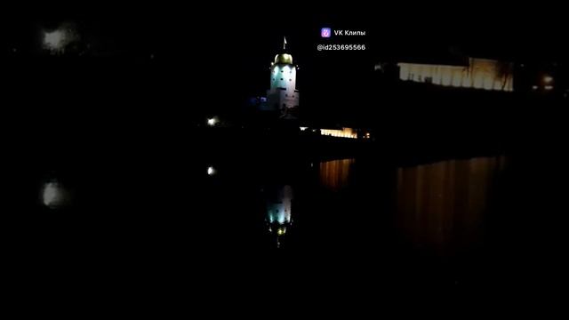 Выборгский замок #босерон_питбуль #Выборг #МэниГуля #прогулка #ночь
