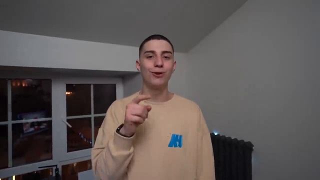 ГЛЕНТ СКОЛЬКО СТОИТ ТЕХНИКА В ОФИСЕ ВЛАДА А4 !