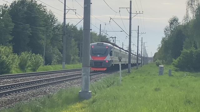 Электропоезд ЭП2Д-0182 пл.Портновская до станции Кубинка-1. 27.05.2025.
