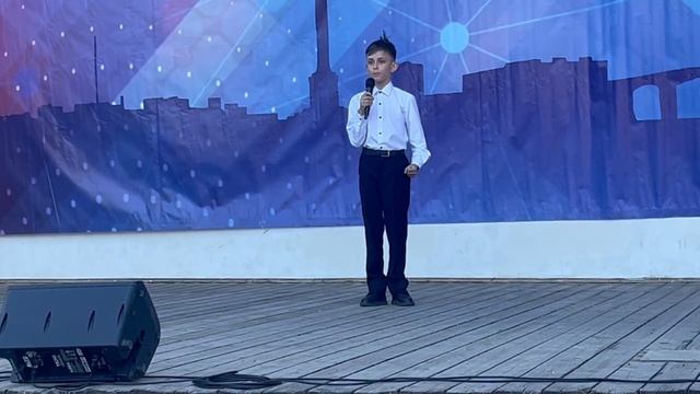 Наталья Майданик "Почему,дедуля, у тебя слеза?" исп.Владислав Долгалев (Театральная студия "Дебют")