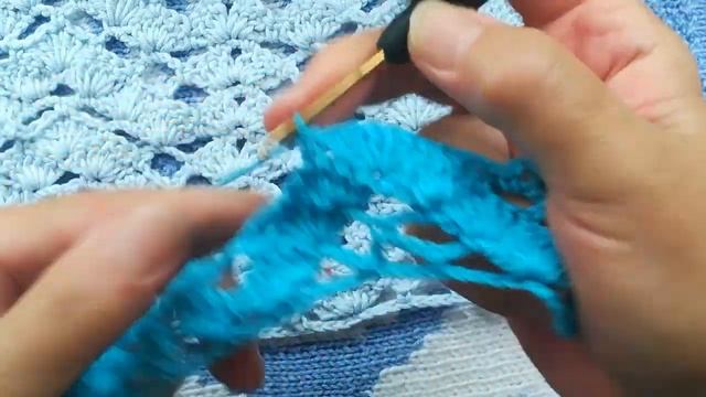 Ажурный летний узор крючком.Прекрасно подходит для маек, кофточек, летних кардиганов