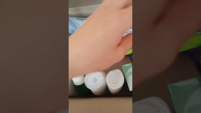 ЗАКАЗ ФАБЕРЛИК. ОБМАНУЛА ВСЕХ. ПОЛОВИНА ЗАКАЗА МОЕГО ?