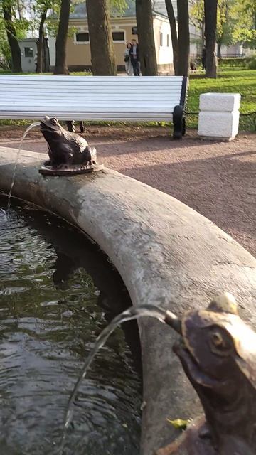 Фонтанчик в Никольском саду