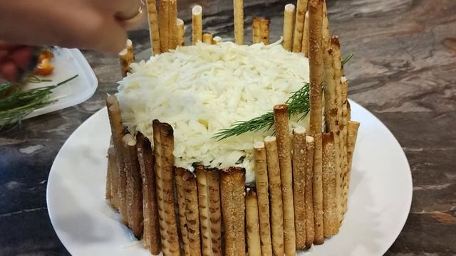 Салат Грибная поляна/Ensalada con champiñones marinados/Layered Salad with Marin
