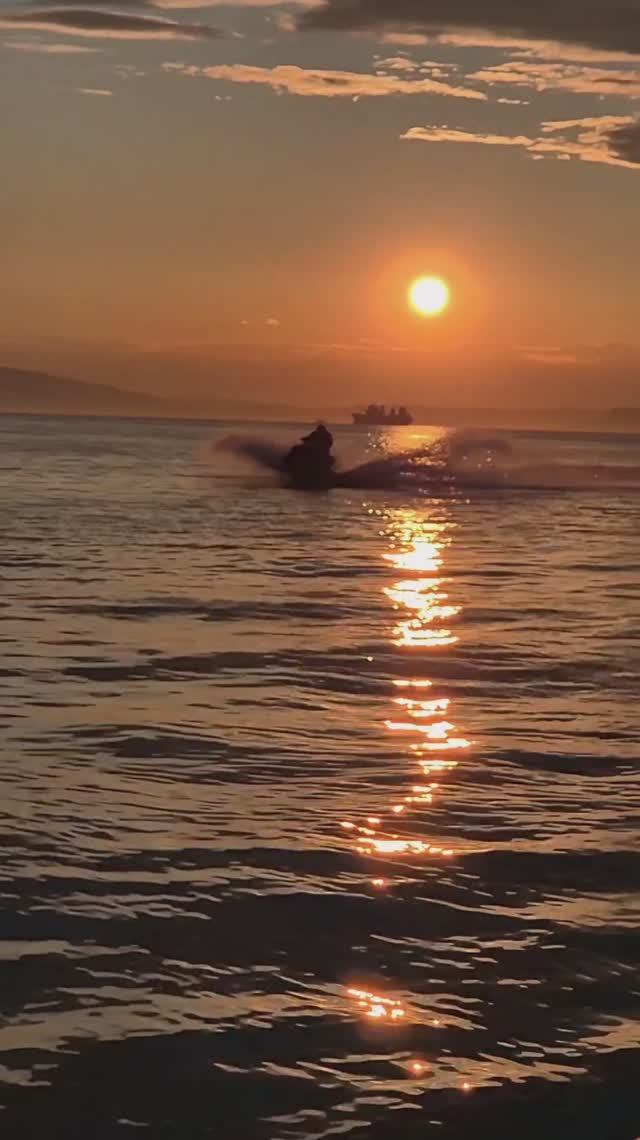 Мощнейщие морские закаты во Владивостоке