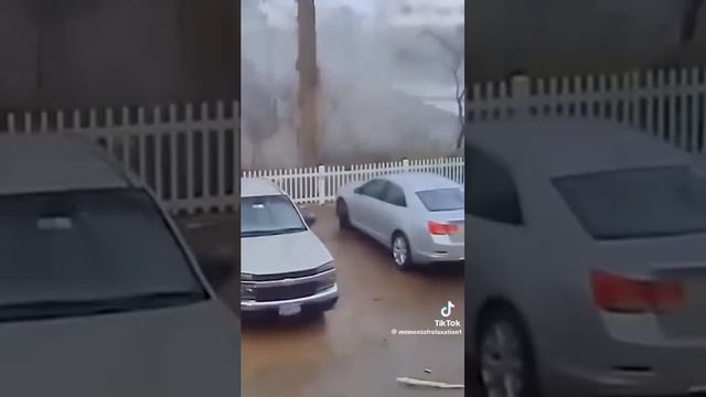 Будьте всегда осторожны⚡ 🌩️ 😱