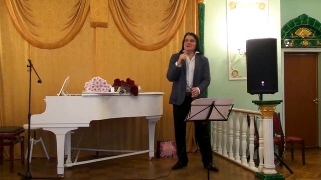 "Посмотри,какая луна (Guarda Che Luna)
Поёт: Вячеслав Ольховский