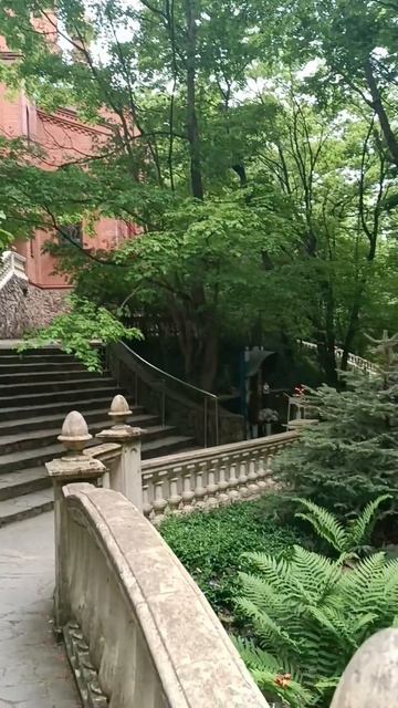 Церковь в горах