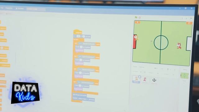 🐱  «Scratch» курси ўқувчиси Муҳиддин Жуманазаров футбол ўйинини  яратди.