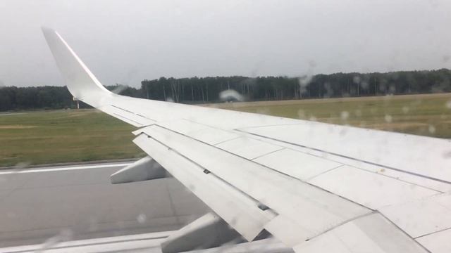Взлет из Внуково Boeing 737-800 Ютэйр