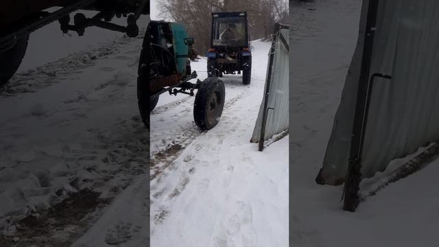 Дтз5244нрх Тягне Юмеза-6 Металолом на Буксир.