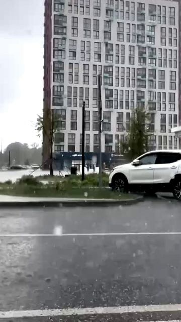 В Москве прошёл сильный град