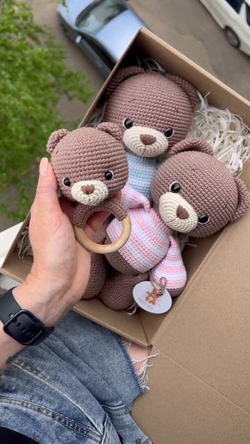Найди дело по душе и тебе не придется работать ни дня👋 #пряжа #грызуноккрючком #погремушкакрючком