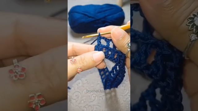 МК Цветок в рулончике на основе салфетки крючком