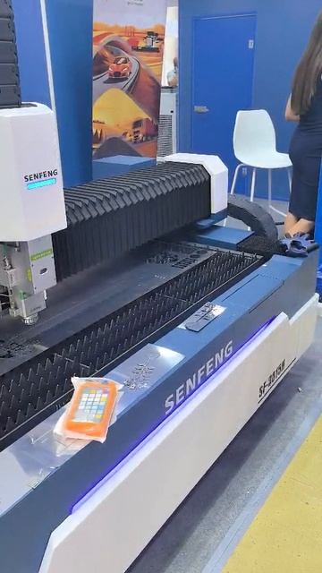 Senfeng.ru - металлообрабатывающее оборудование Senfeng Laser в России