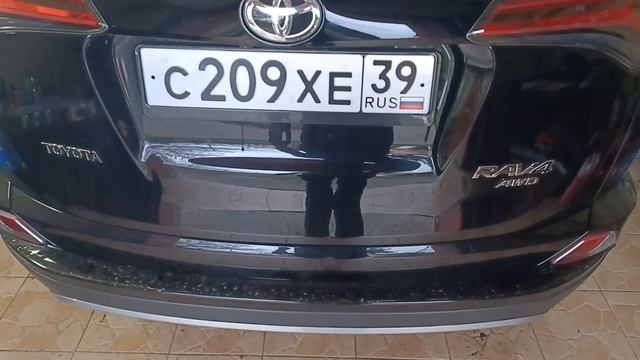 RAV4 4-e поколение: переделал на газлифты крышку багажник