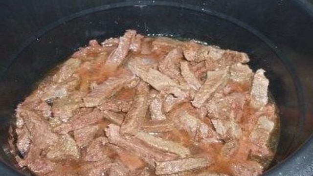 Говядина в сливках в мультиварке