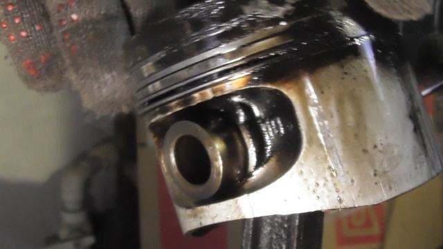 последствия слетевшего стопорного кольца поршня