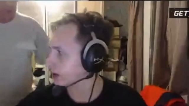 Я ЛЮБЛЮ БАСЫ КАПЕЦ МЕНЯ БЪЕТ РОДНОЙ ОТЕЦ