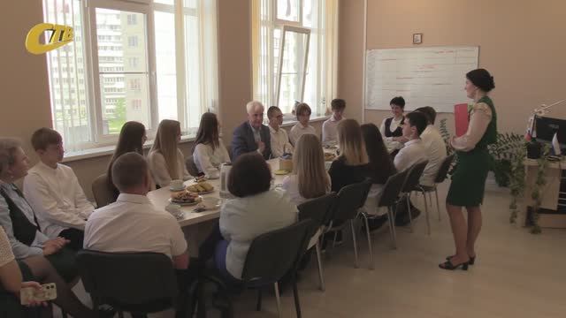 В ШКОЛЕ №14 ПРОВЕЛИ "ДЕЛОВОЙ ЗАВТРАК У ДИРЕКТОРА"