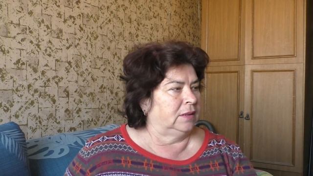 Собралась переезжать/ходила смотреть обои