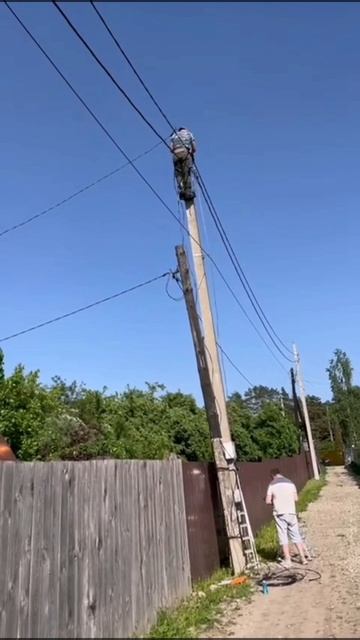 Переводим дачные участки на новую линию электропередач
 с заменой вводного провода 
и выносом щпу с