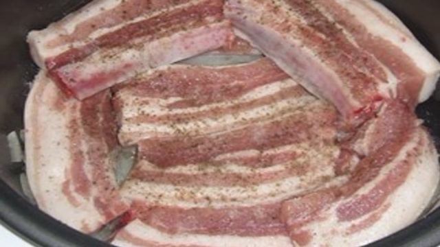 Говяжьи ребрышки в мультиварке