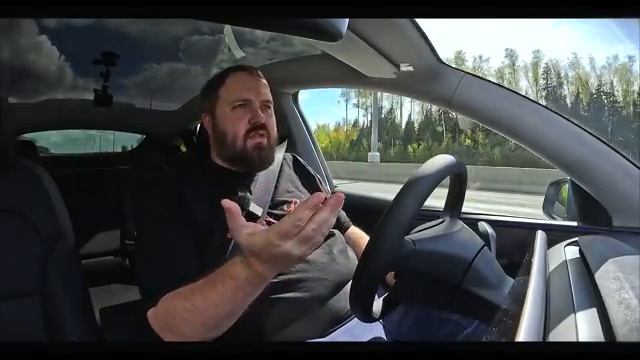 Wylsacom Распаковка Tesla Model Y 2025. Что не так