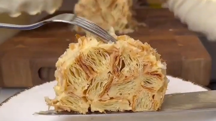 Рулет «Наполеон»...🍰☕😋    Рецепт в описании ✍️