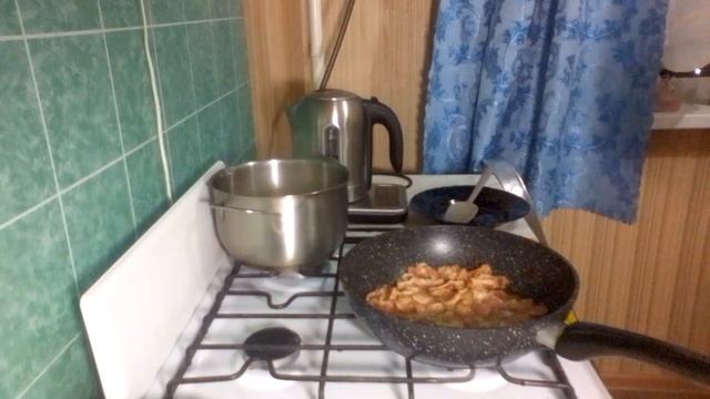 (62) Гордость итальянской кухни на моём столе. Паста карбонара.mp4
