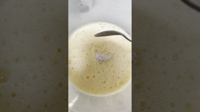 Шарлотка с яблоками без сахара