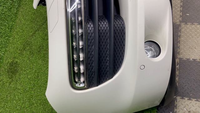 Porsche Cayenne 958 бампер передний белый