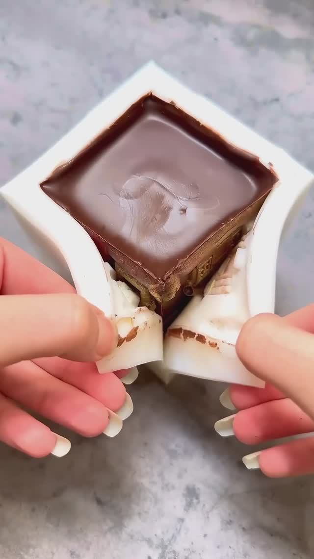 Dubai chocolate 🤎 #shorts #asmr #asmrsounds