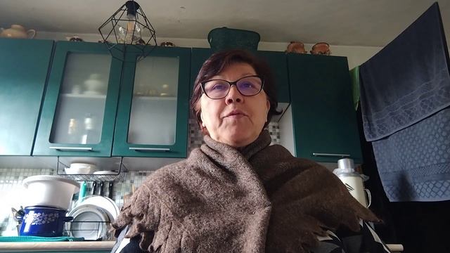 Цветут яблони и сирень.Жизнь моя прекрасна.