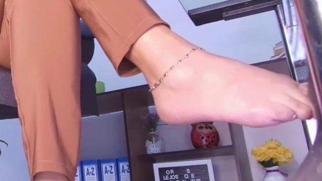 Feet (79)